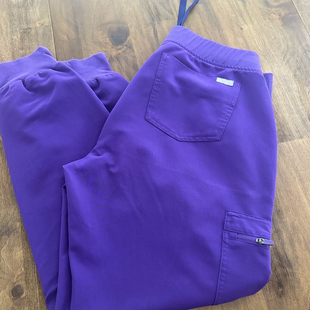 Figs Jogger Scrubs